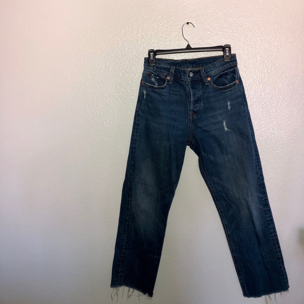 Levi’s Wedgie Fit Women’s- Size 25-Good condition!